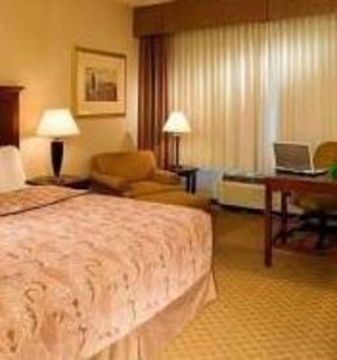 фото отеля Holiday Inn Denver Lakewood