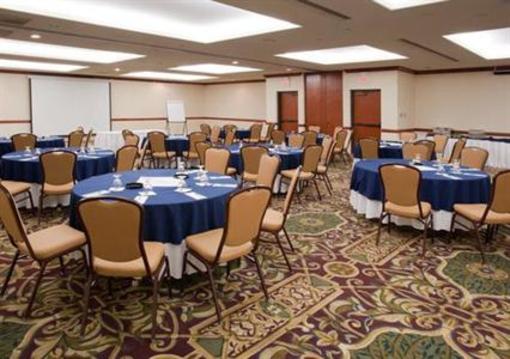 фото отеля Holiday Inn Denver Lakewood