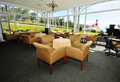 фото отеля Hotel Tadoussac