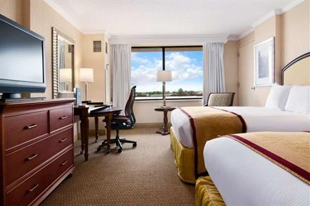фото отеля Hilton New Orleans Riverside