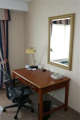 фото отеля Hilton Garden Inn Rockaway