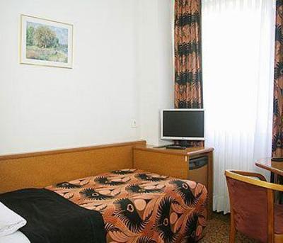 фото отеля Atrium Hotel Berlin