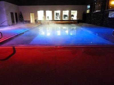 фото отеля Carriage House Inn Calgary