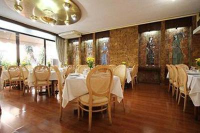 фото отеля Ionis Hotel