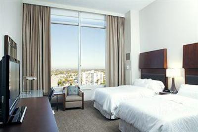 фото отеля The Westin Long Beach