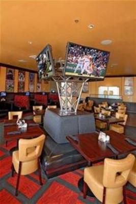 фото отеля Holiday Inn Northeast Arlington (Texas)