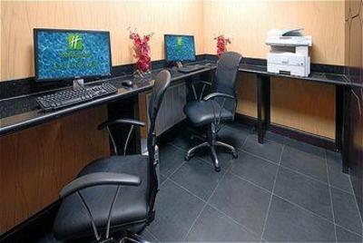 фото отеля Holiday Inn Northeast Arlington (Texas)
