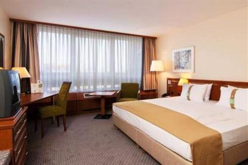 фото отеля Holiday Inn Cologne Bonn Airport