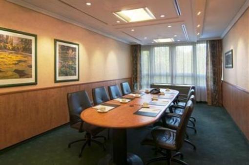 фото отеля Holiday Inn Cologne Bonn Airport