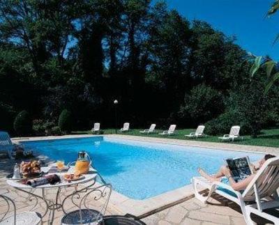 фото отеля Hotel Les Glycines