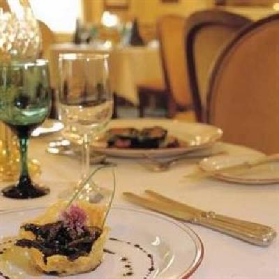 фото отеля Wynnstay Hotel