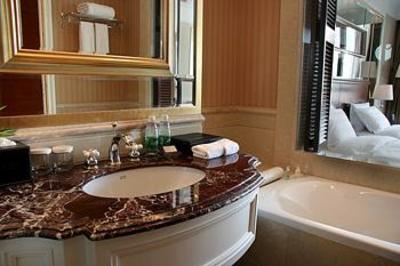 фото отеля Ritan International Hotel