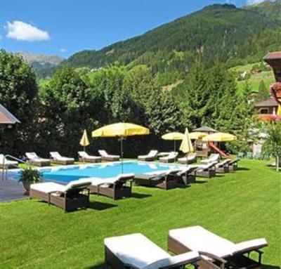 фото отеля Alpenhotel Tirolerhof Neustift im Stubaital