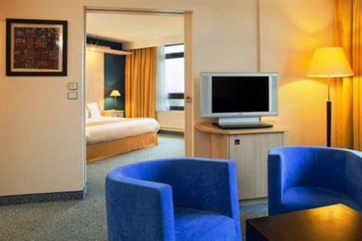 фото отеля Holiday Inn Calais Coquelles