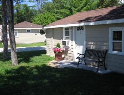 фото отеля Angels Wasaga Cottages