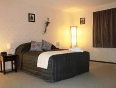 фото отеля Inn the Bay Bed & Breakfast