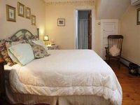 The Tuckernuck Inn