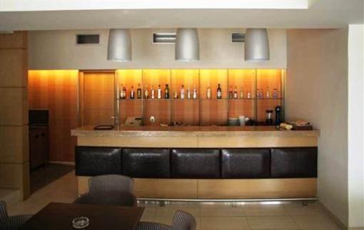 фото отеля Hotel Flisvos Kalamata