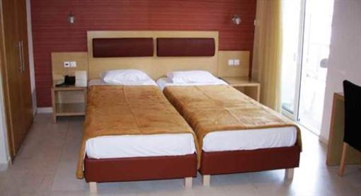 фото отеля Hotel Flisvos Kalamata