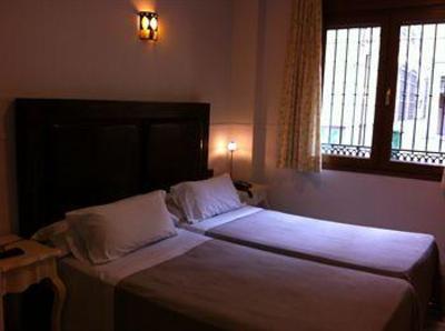 фото отеля Hotel Reina Mora