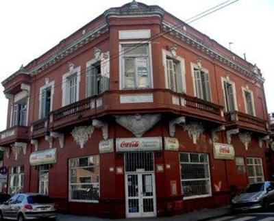 фото отеля Hostel One