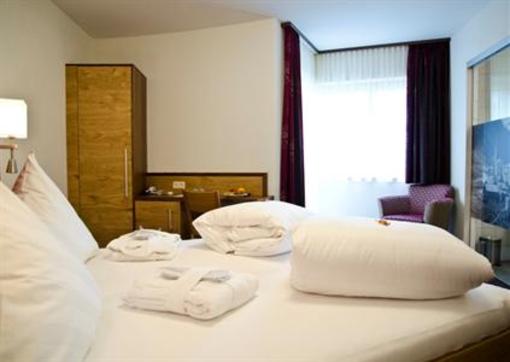 фото отеля Hotel Garni Arosa