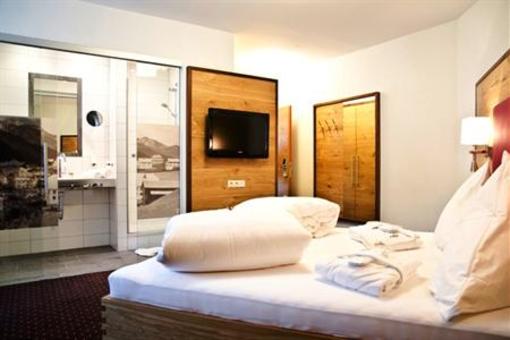 фото отеля Hotel Garni Arosa