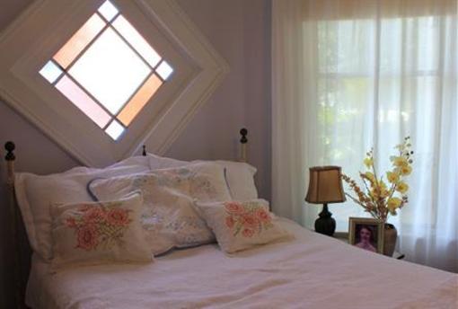 фото отеля Carroll House Bed and Breakfast