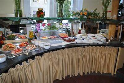 фото отеля Thang Long Hotel & Restaurant