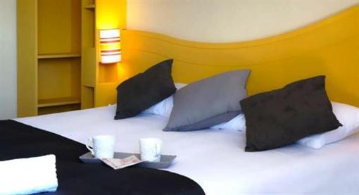 фото отеля Couett'hôtel Saint-Jean-d'Angély
