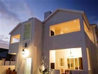фото отеля Kenjockity Self Catering Apartments