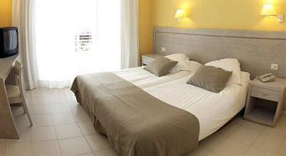 фото отеля Prinsotel La Caleta Aparthotel Menorca