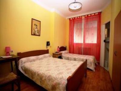 фото отеля Hotel Le Majestic St Affrique