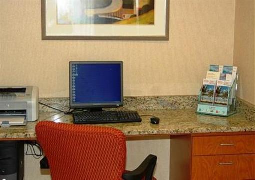 фото отеля Fairfield Inn & Suites Atlanta Vinings
