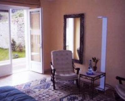 фото отеля Chambres d'Hotes Le Colombier de Corvol