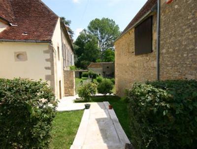 фото отеля Chambres d'Hotes Le Colombier de Corvol