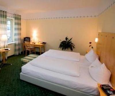 фото отеля Hotel Rosenheimer Hof