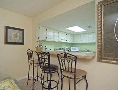 фото отеля Edgewater West