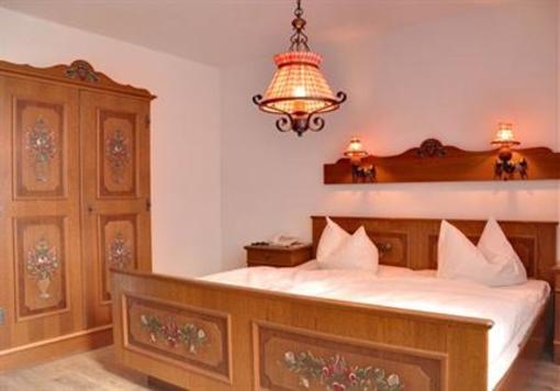 фото отеля Hotel Schwalenberger Malkasten