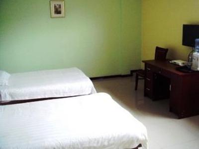 фото отеля Longyuan Express Hotel