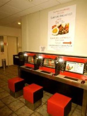 фото отеля International Beach Resort Gold Coast