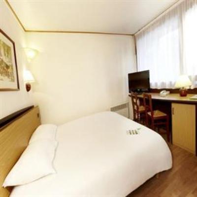 фото отеля Hotel Campanile Sable Sur Sarthe Vion