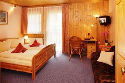 фото отеля Land Und Aktivhotel Altmühlaue Bad Rodach