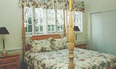 фото отеля Cos Cob Inn