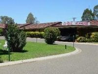 Sundance Park Motel