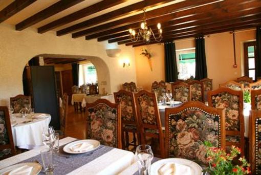 фото отеля Auberge Du Tuye Fournets-Luisans