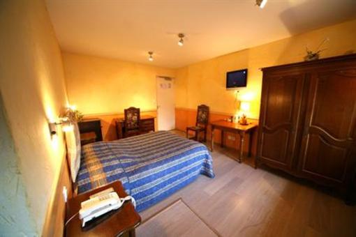 фото отеля Auberge Du Tuye Fournets-Luisans