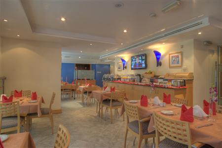 фото отеля Al Diar Palm Suites Hotel Abu Dhabi