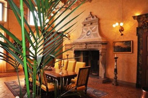 фото отеля Palazzo Tornielli