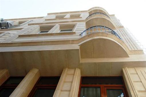 фото отеля Buta Guest House Baku